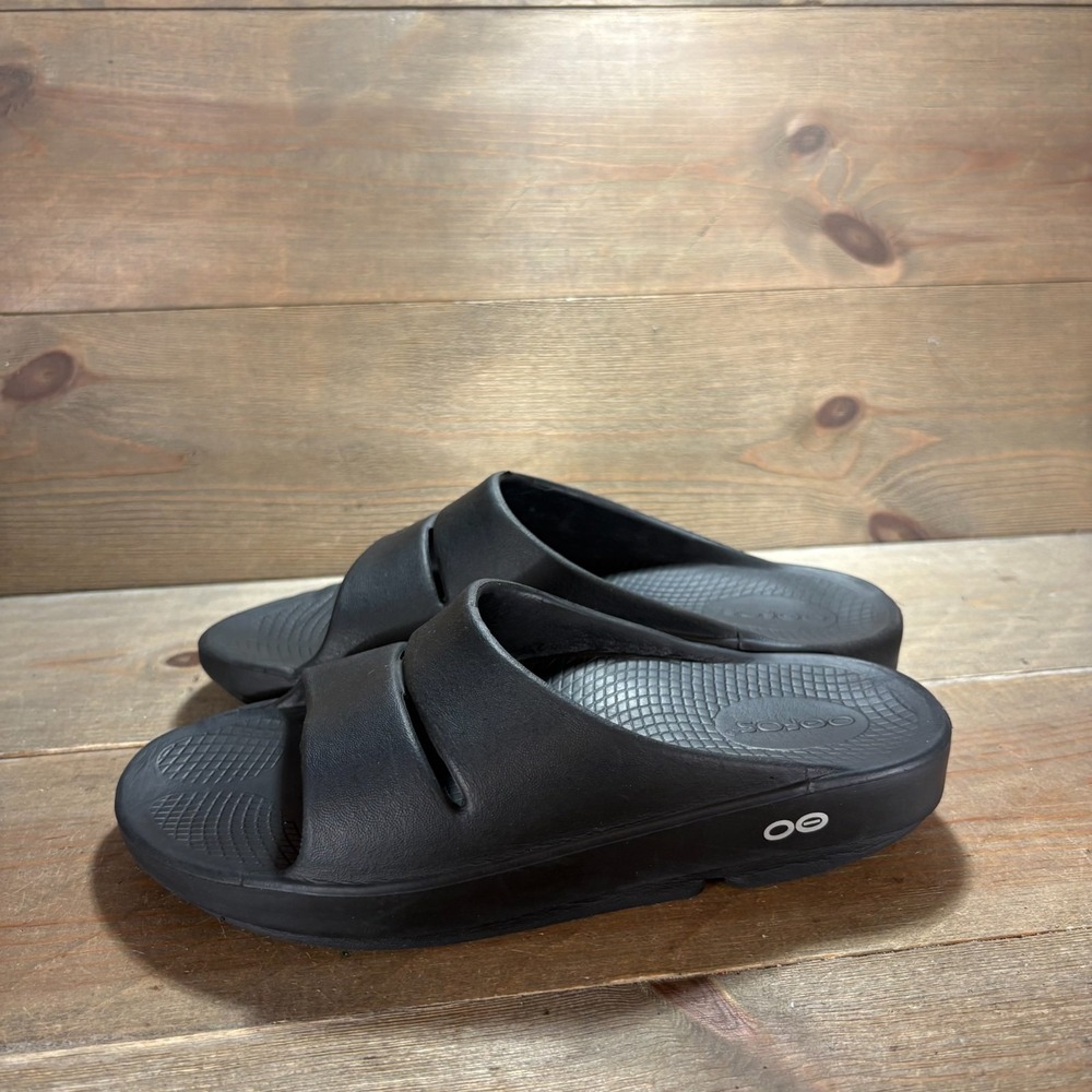 OOFOS OOahh Womens size 6 shoes Black Foam Recovery Slip On Slide sandals